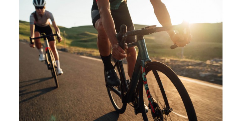 ¿Quieres ajustar el sillín de las bicicletas de carretera en Valencia?