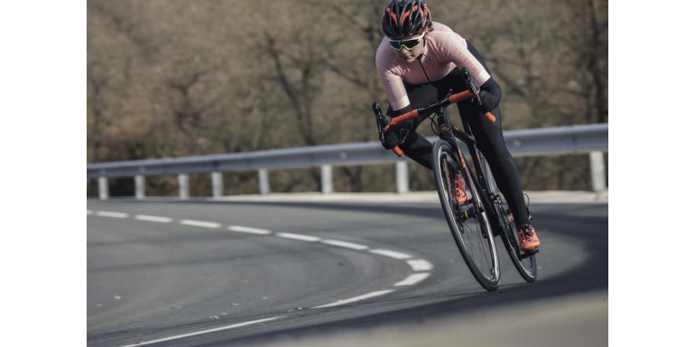 Sigue estos consejos a la hora de practicar ciclismo de carretera